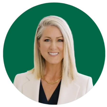 Kelly Rogers Headshot